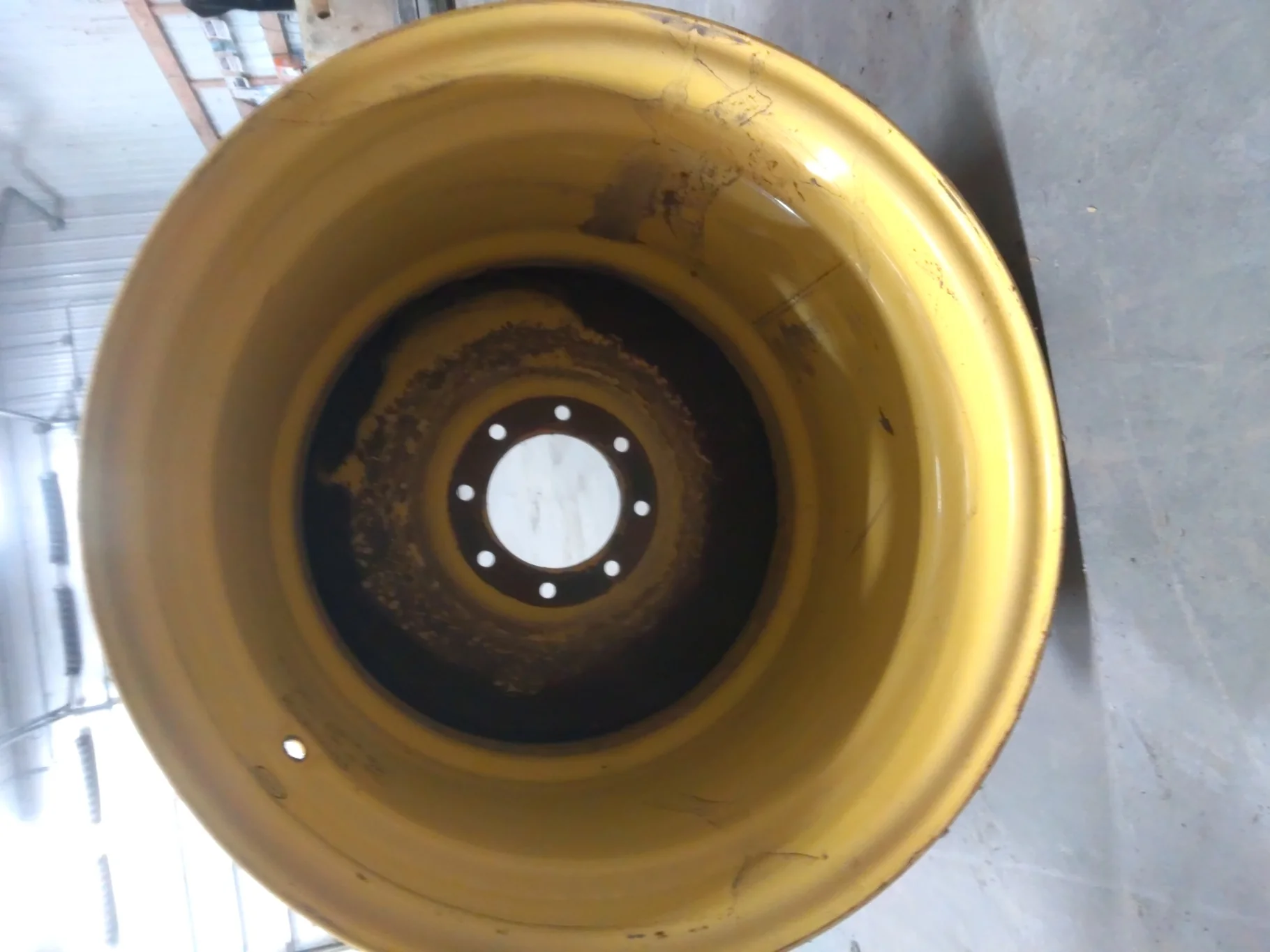 Used 25 X 26 8-8-6.013-2.52 Yellow Combine Wheel image 2