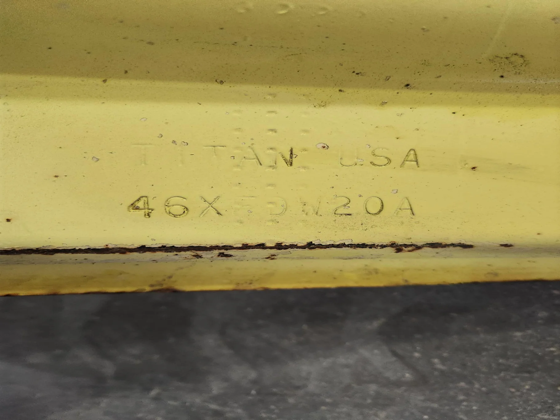 Used 20 x 46 12-32.047-30.17 Yellow Sprayer Wheel image 3