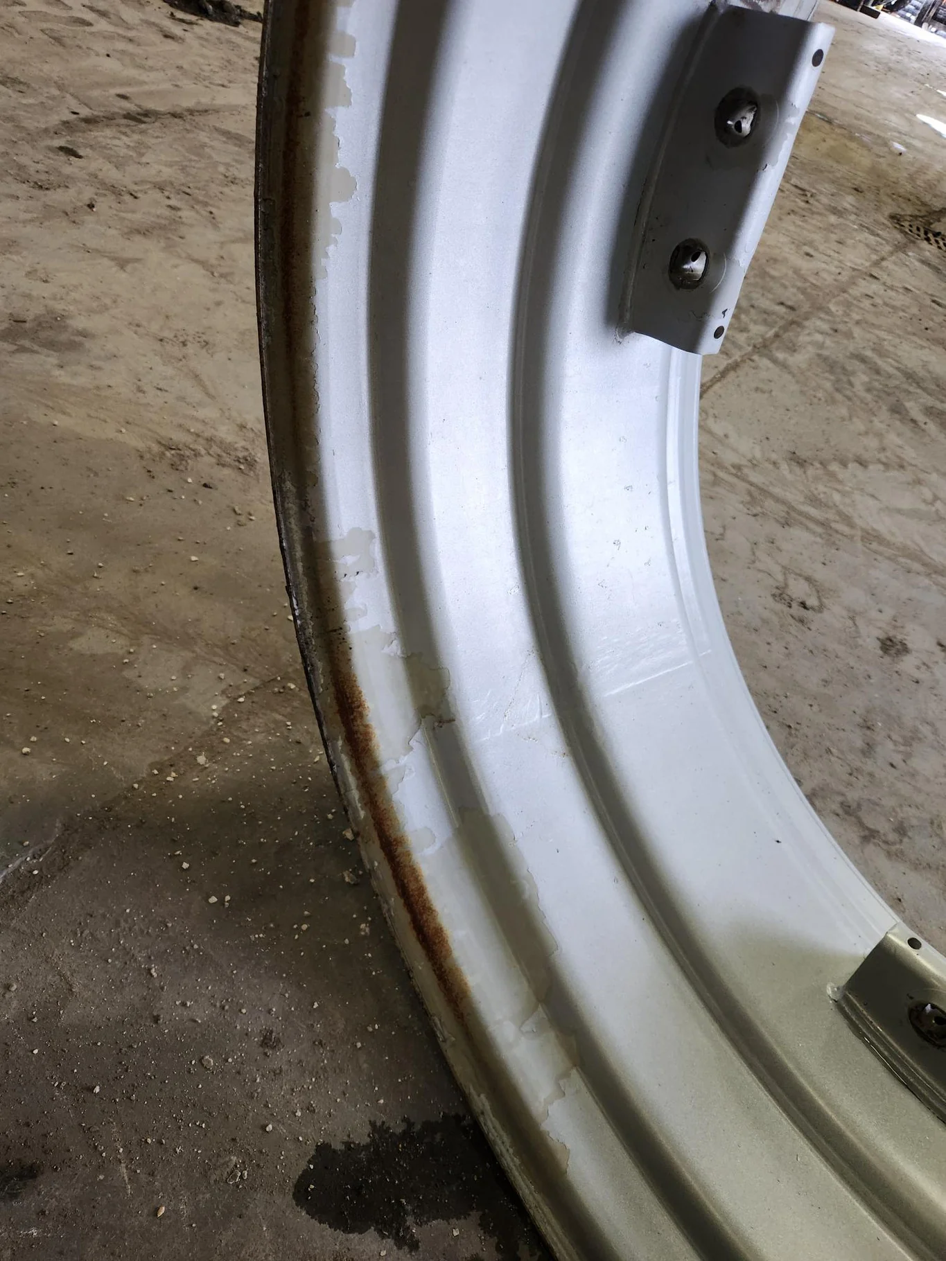 Take-Off 16 x 38 2 Bolt 4/2 Clamp Case Silver Wheel image 7