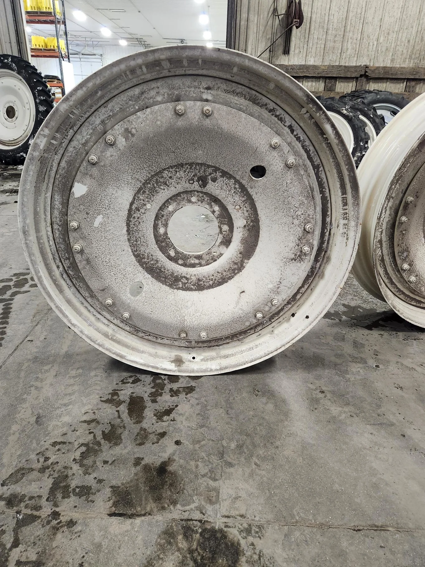 Take-Off 10 x 50 8 Bolt Moveero New Holland White Wheel image 2