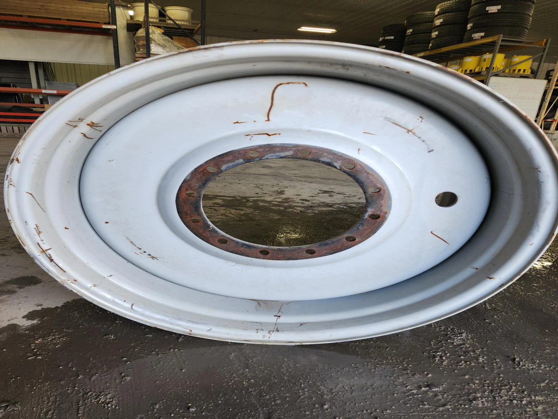 Used 23 x 38 12-15.748-13.829 Agco Silver Wheel image 6