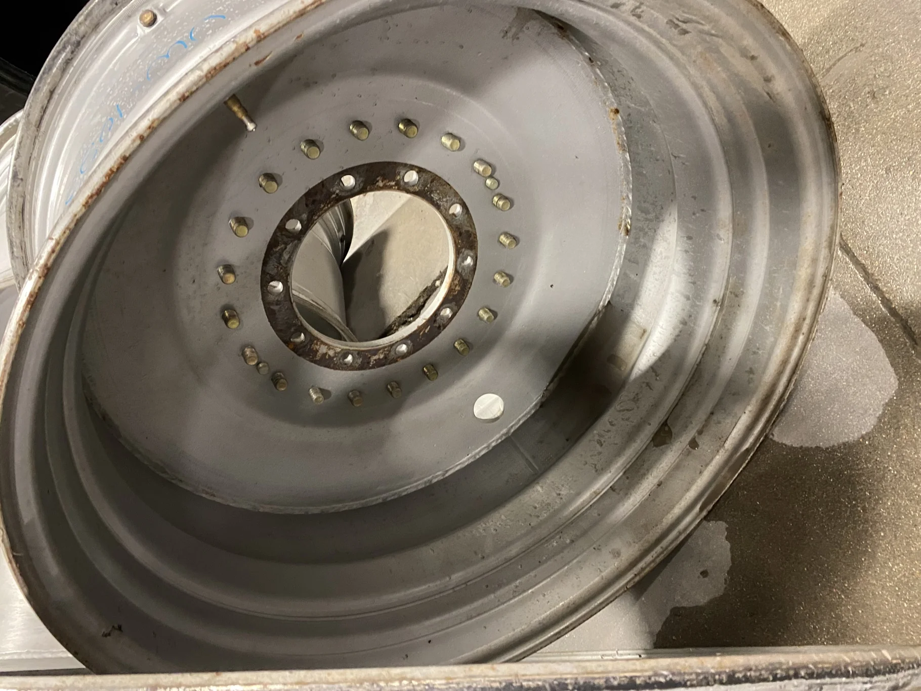 Used 20 X 38 20-13.189-11.071 15" CIH Straddle Dual Wheel