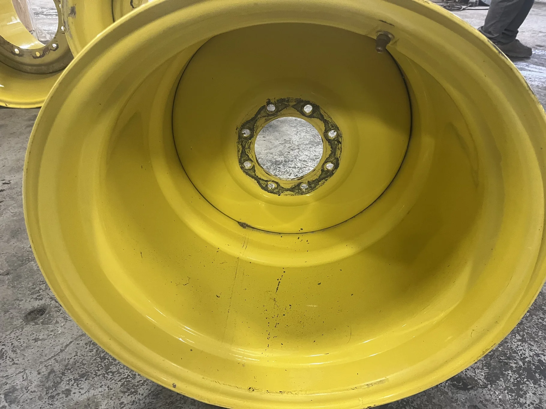Used 25 x 26 8-8-6 Dual Combine Yellow Wheel image 2