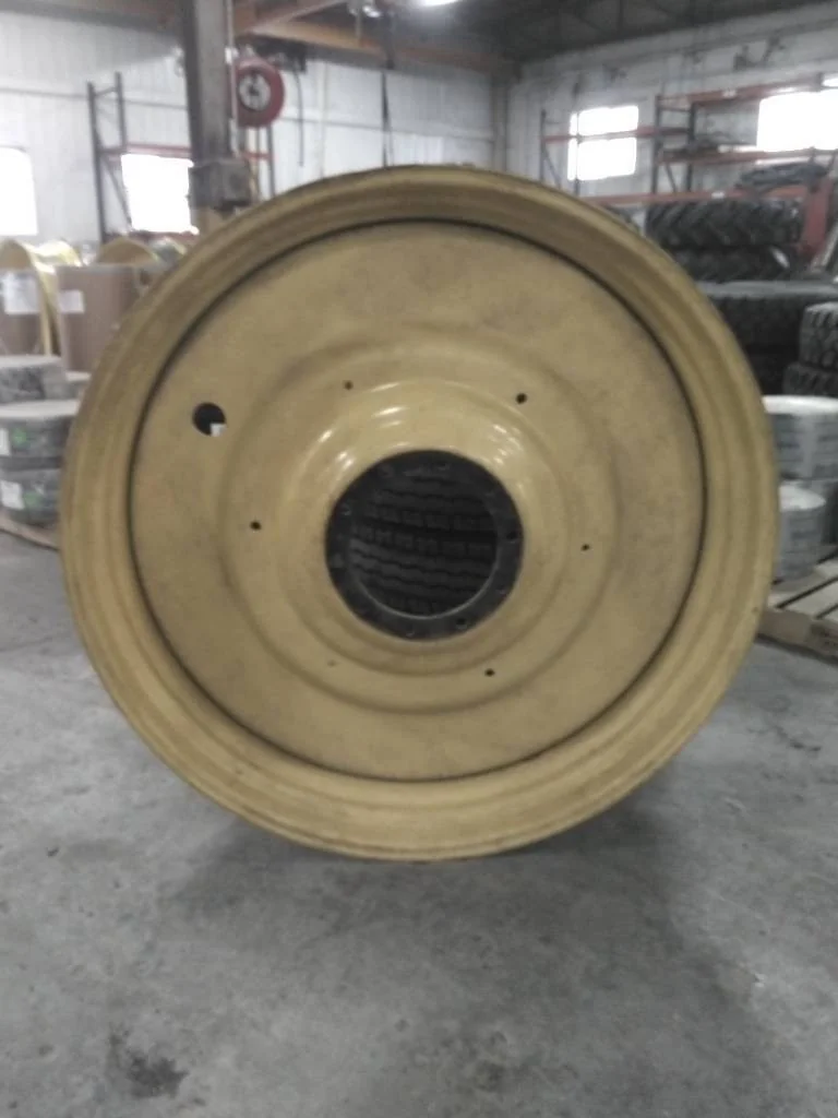 Used 15 x 50 10-13.19-11.07 John Deere Titan Dual