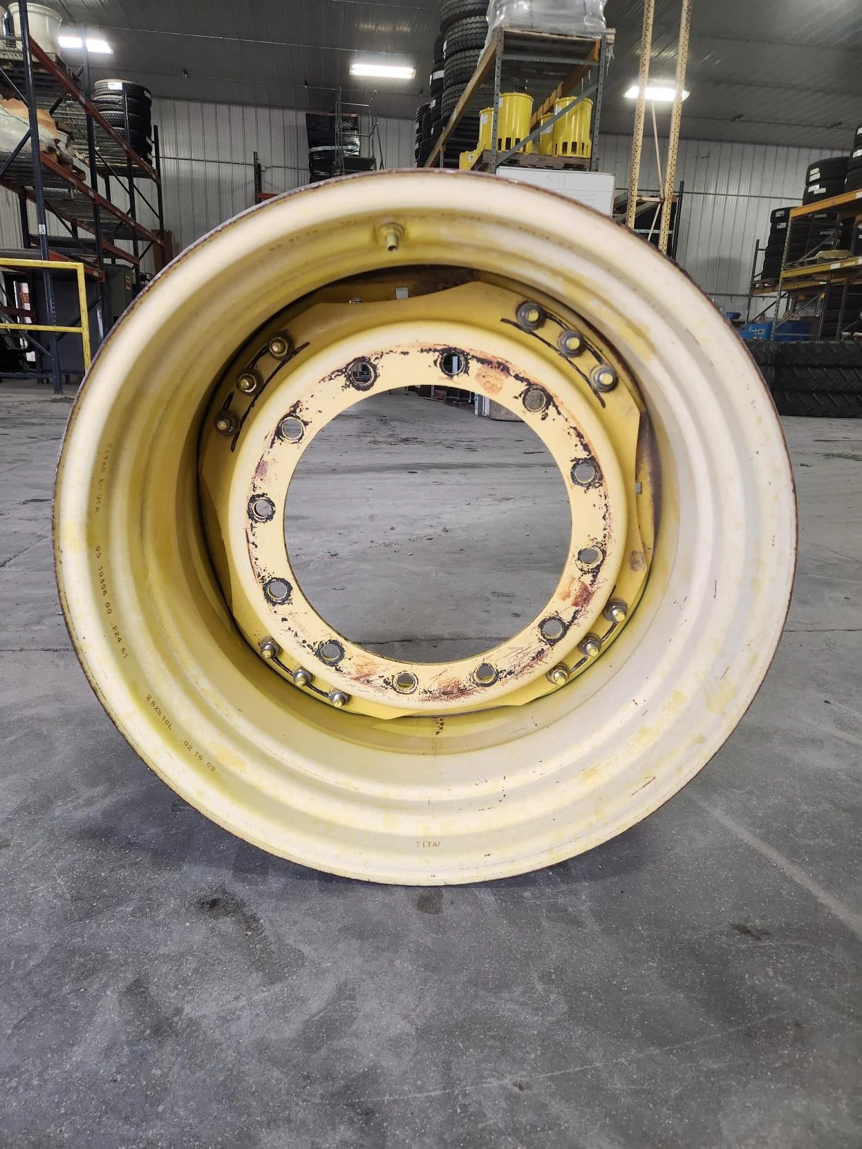 Used 18 X 28 12-16.732 4"OFF Yellow Waffle Wheel w/ Disc image 2