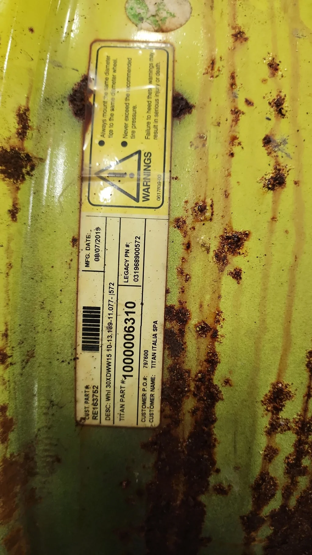 Used 15 x 30 10-13.189-11.077 Yellow Waffle Wheel image 3