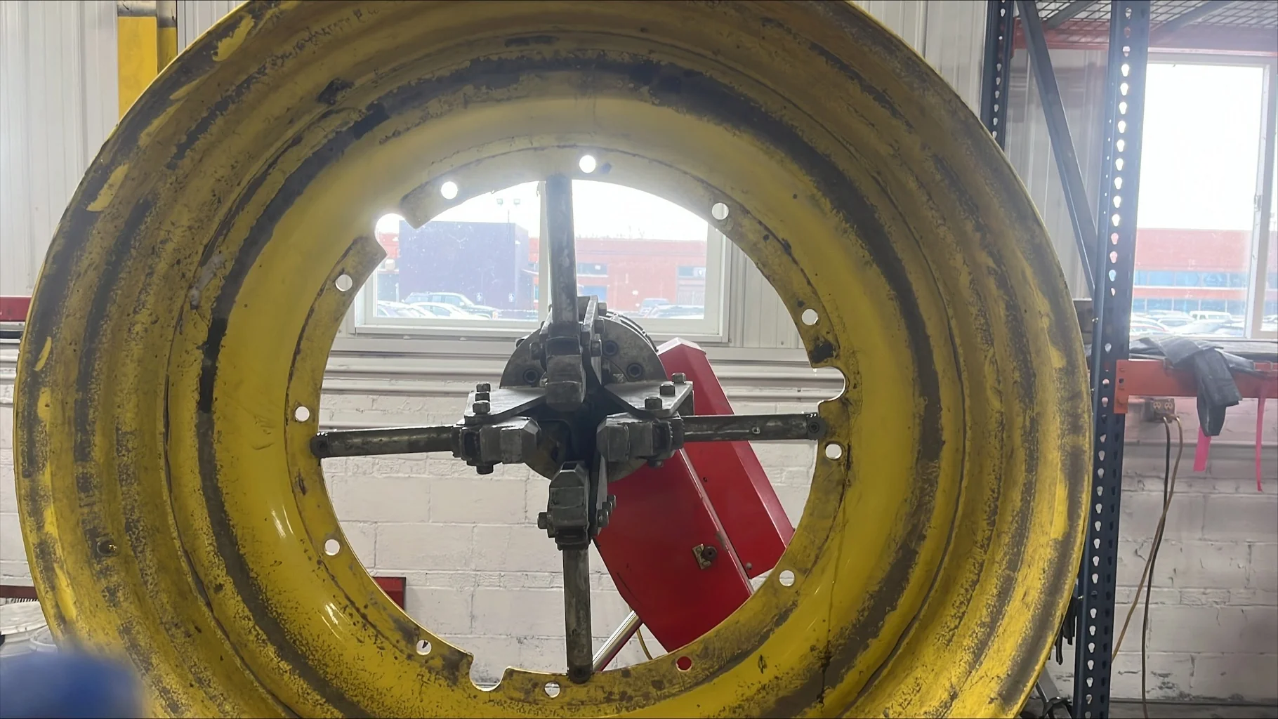 Used 15 x 50 12-32.04-30.17-2.811 Rim & Rail Yellow Wheel image 2