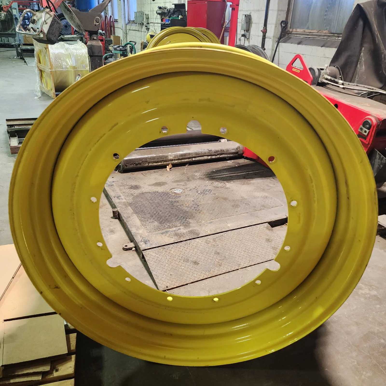 Take-Off 15 X 50 12-32.047-30.079 Rim & Rail Yellow Wheel image 2