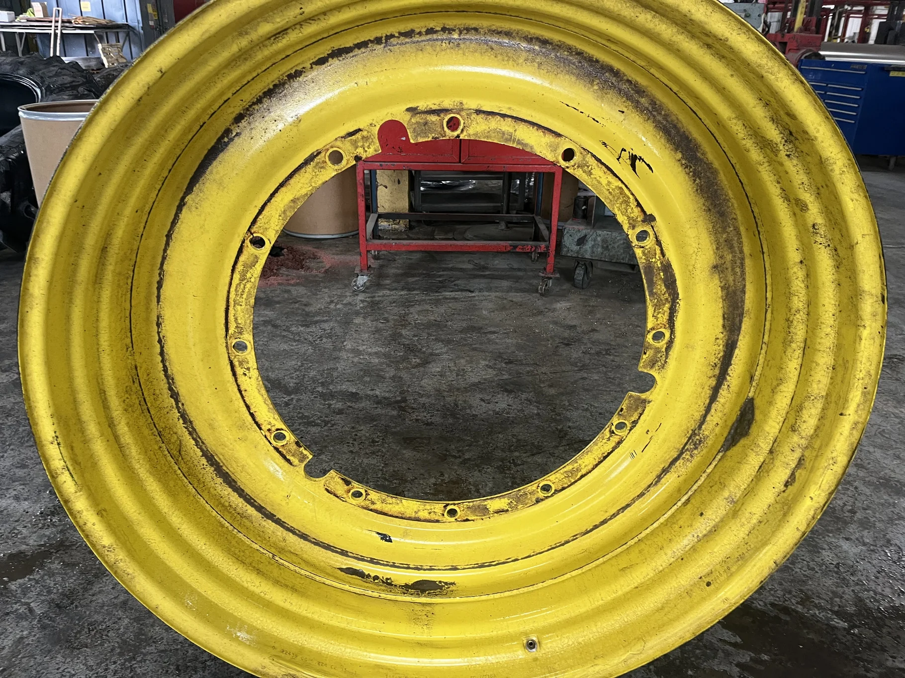 Used 15 X 50 12-32.047-30.078 Rim & Rail Yellow Wheel image 2