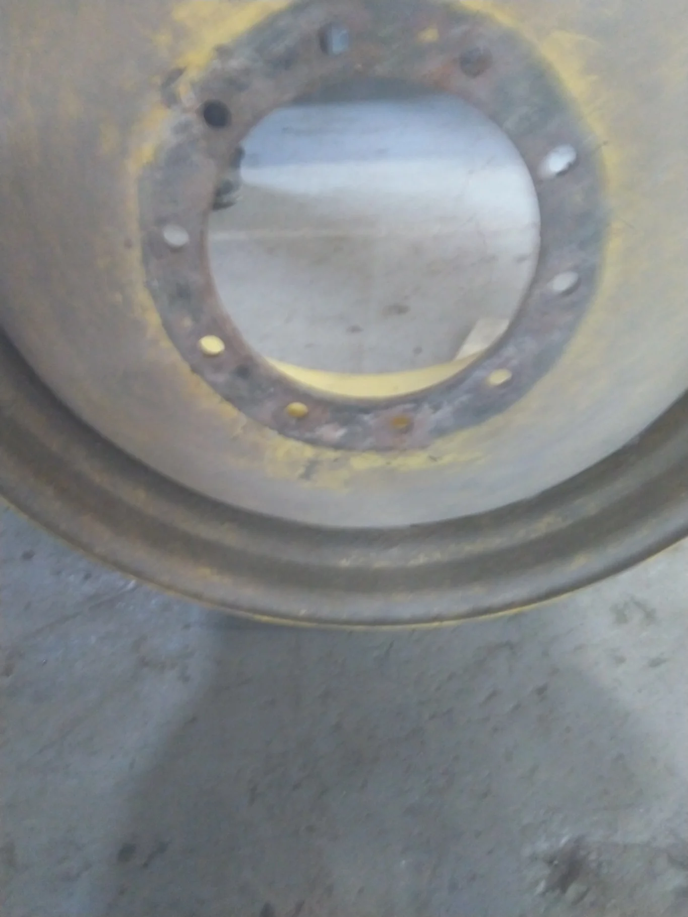 Used 23 x 38 10-13.19-11.07 Titan John Deere Dolly Dual Mild Rust Paint Is fair image 3