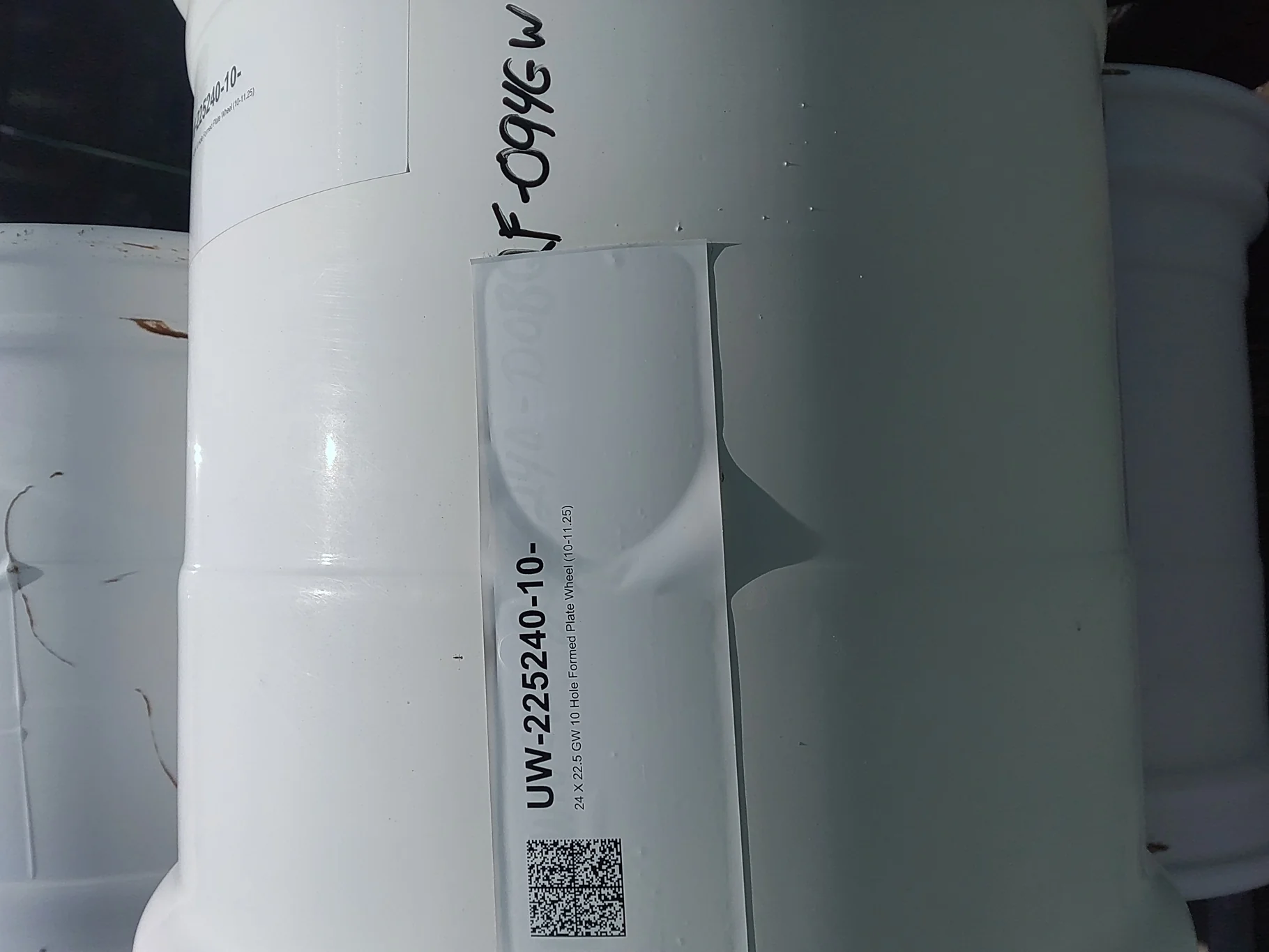 Used 24 X 22.5 10-10-11.25 GW 10 Hole Formed Plate Wheel ()
