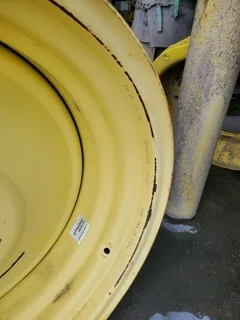 Used 15 X 30 JD 8 Bolt Rear Combine Wheel (8-8-6.023) 2.00 inset - scratches; faded; rust image 2