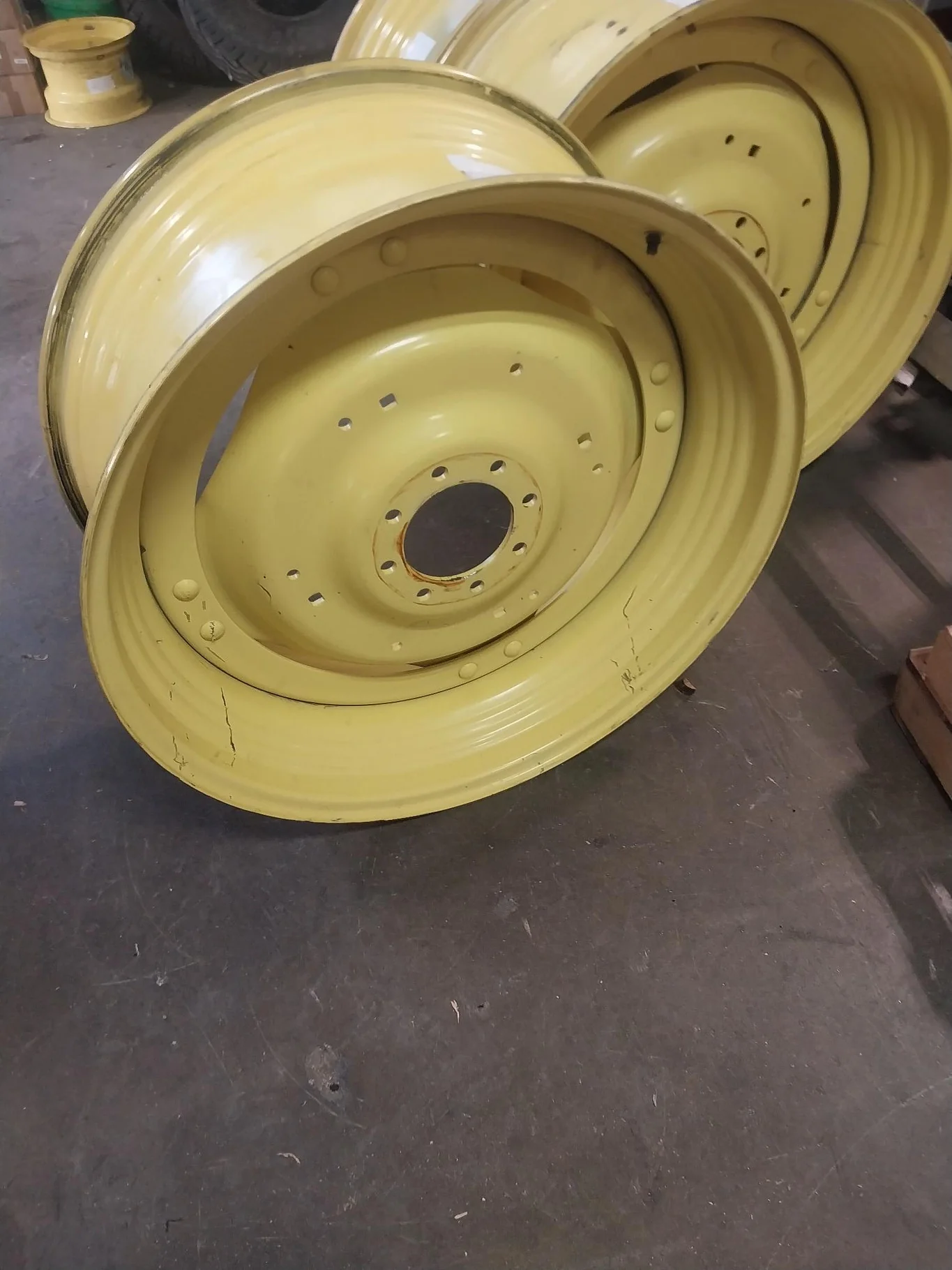 Take-Off 15 X 34 8-8-6 4/2 Rail JD Yellow Wheel w/ Disc image 3