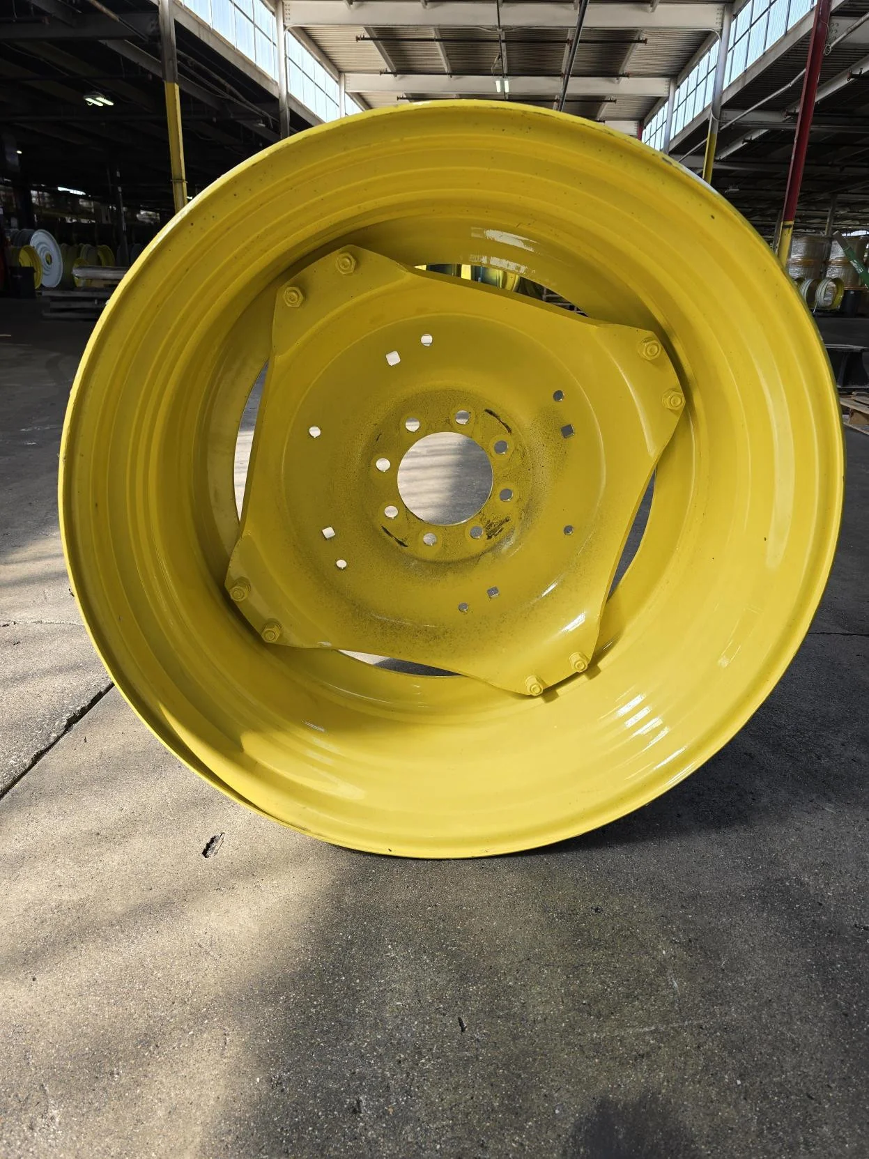 Take-Off 15 x 34 8 Bolt 4/2 Rail Yellow Wheel w/ Disc image 2