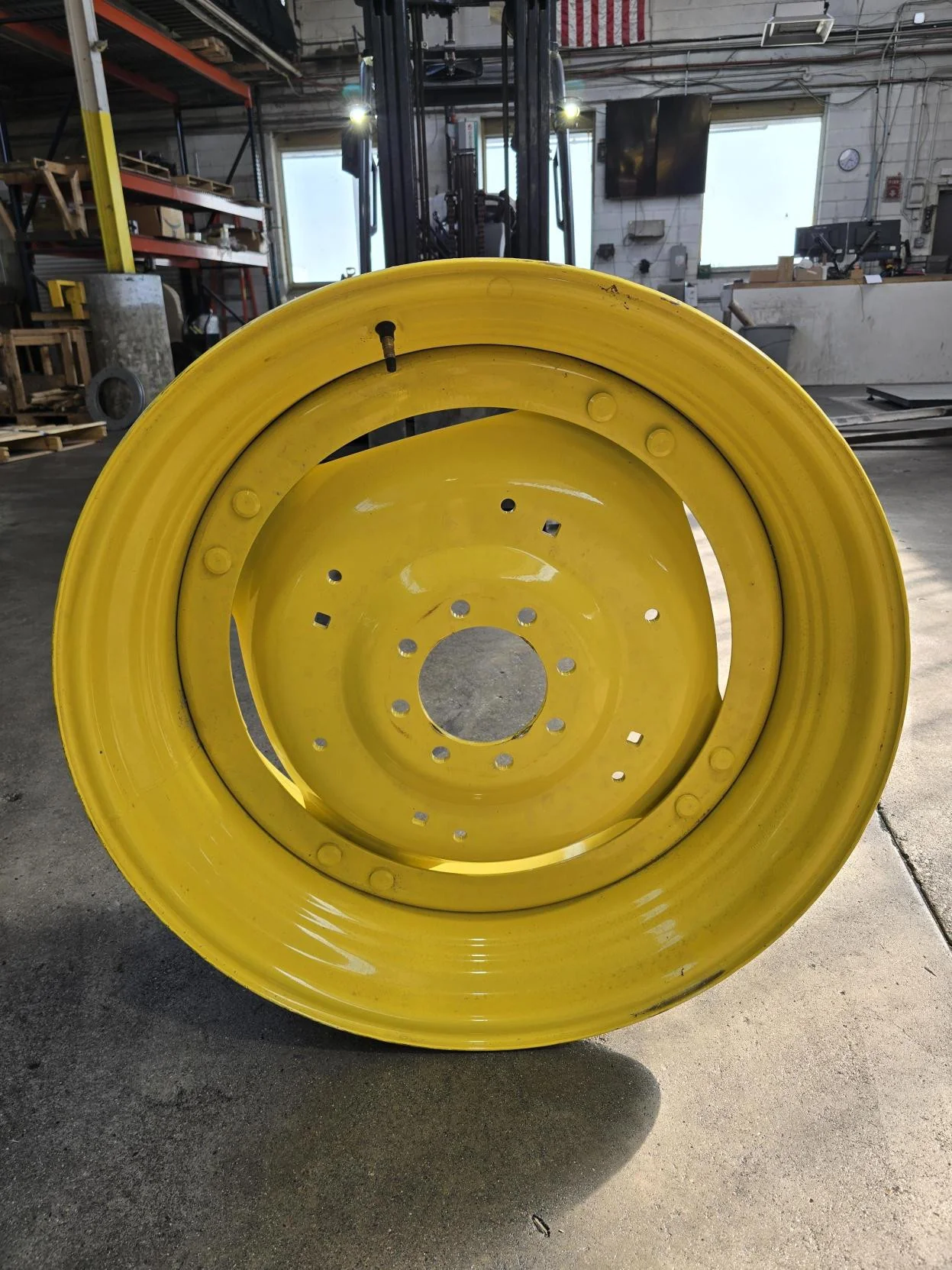 Take-Off 15 x 34 8 Bolt 4/2 Rail Yellow Wheel w/ Disc image 3