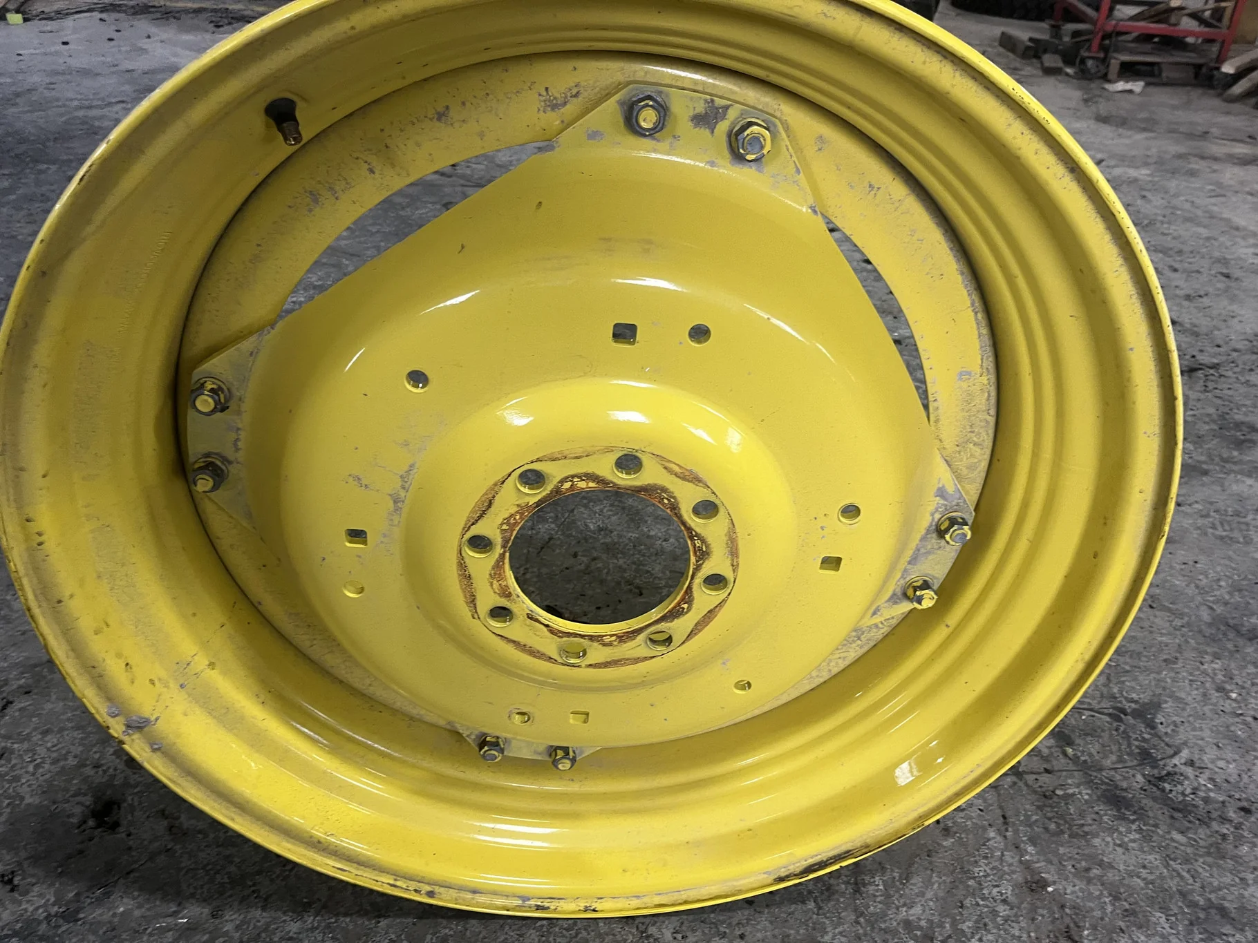 Used 15 X 34 8-8-6 4/2 Rail Yellow Wheel w/ Disc image 2