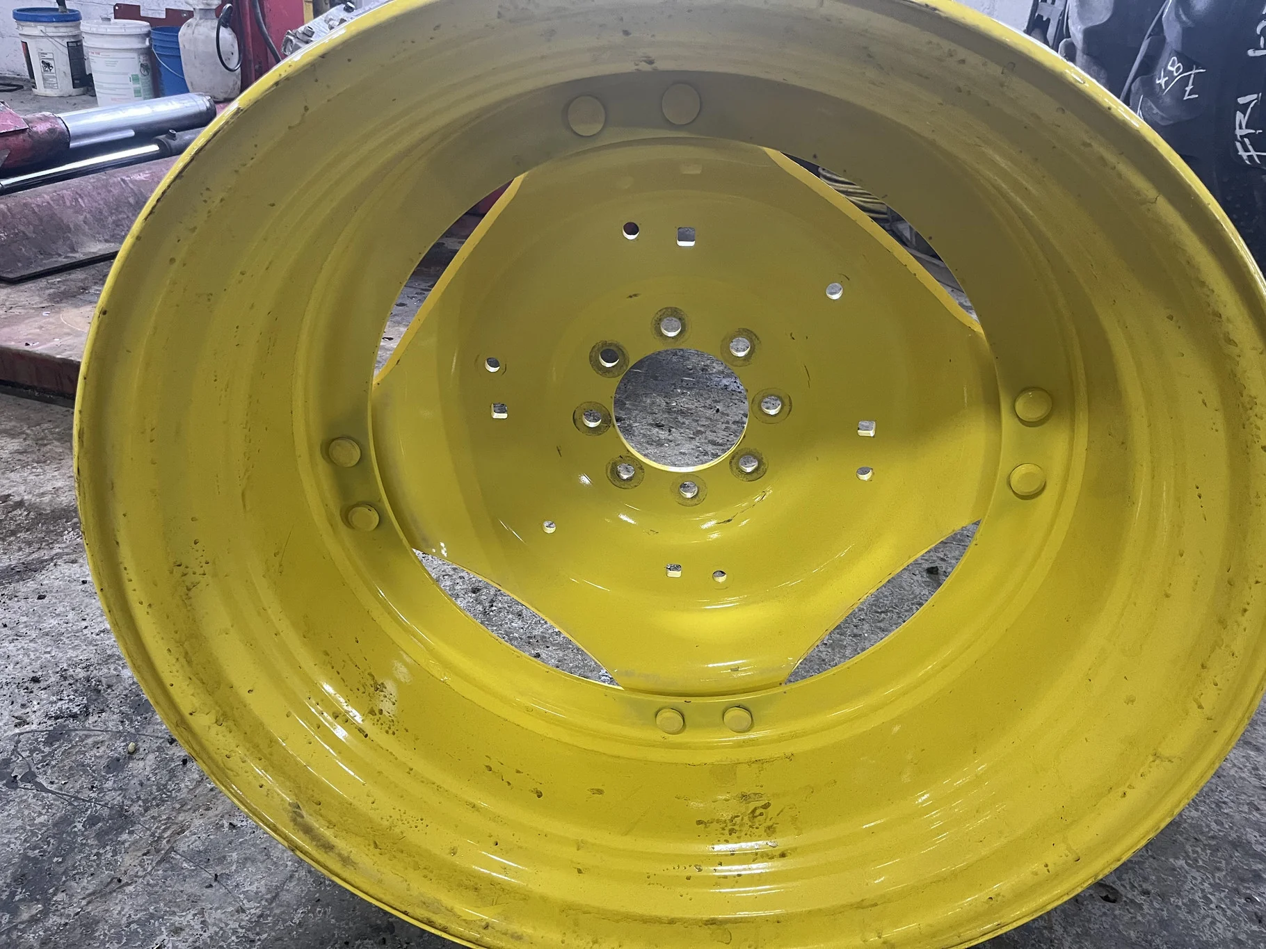 Used 15 X 34 8-8-6 4/2 Rail Yellow Wheel w/ Disc image 3