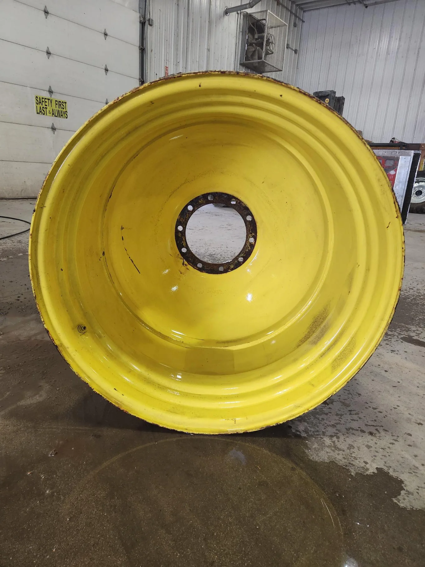Used 23 x 38 10 Bolt Inside Doly Dual Yellow Wheel w/ Disc image 3