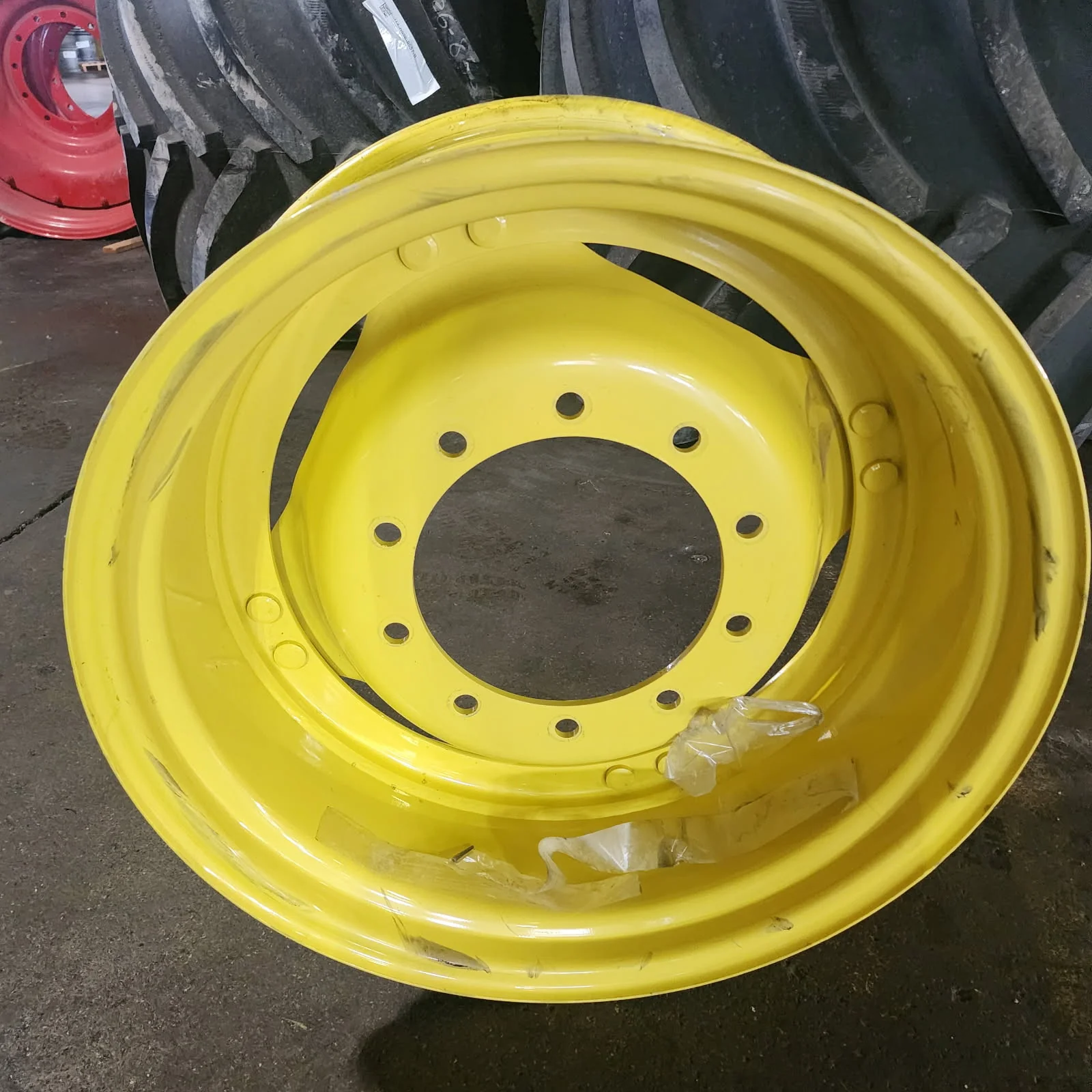 Take-Off 12 X 28 10-13.19-11.07 4/2 Rail Yellow Wheel w/ Disc