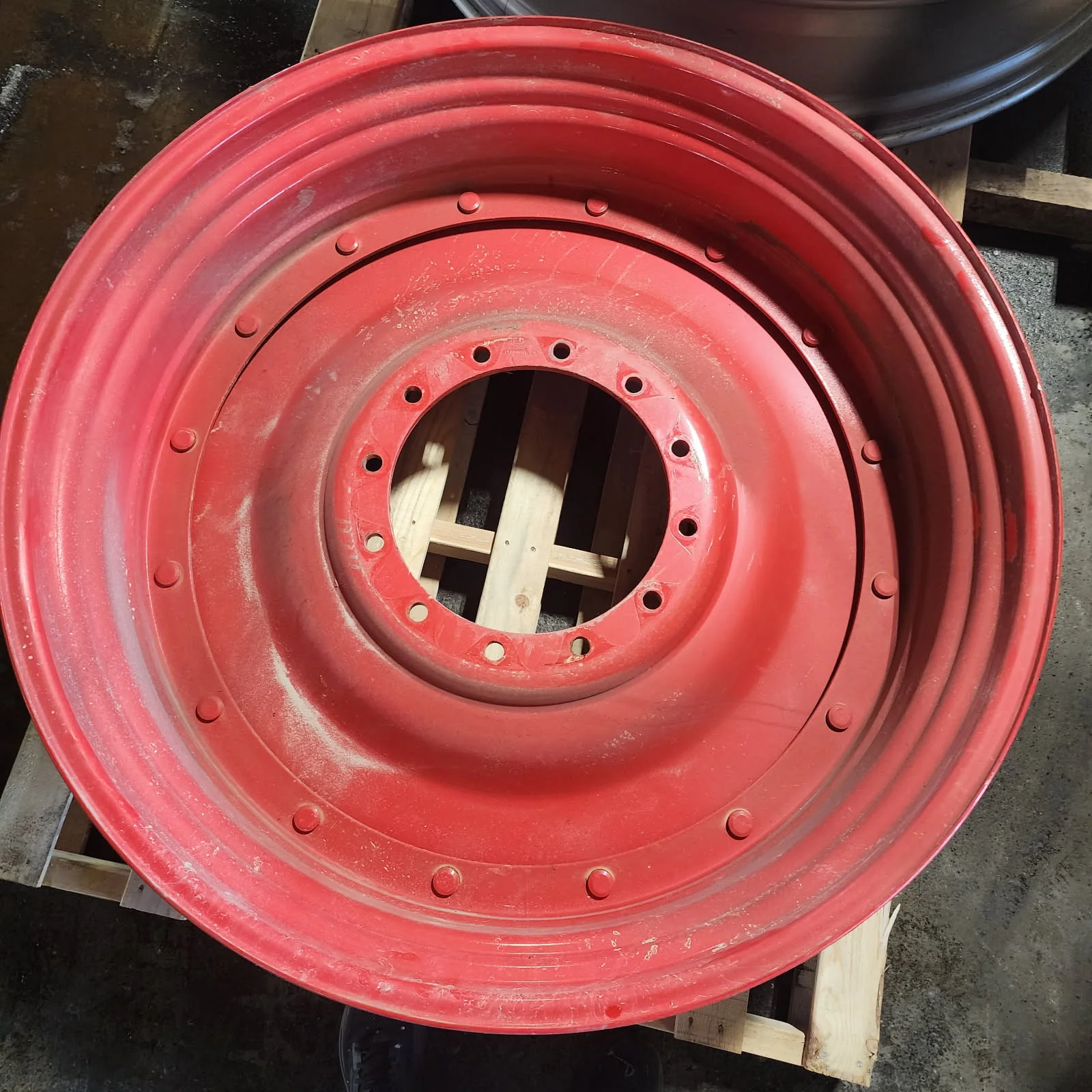 Take-Off 12 X 46 12-16.732-14.640 4"BS Rim & Rail Fendt Red Wheel w/ Disc image 3