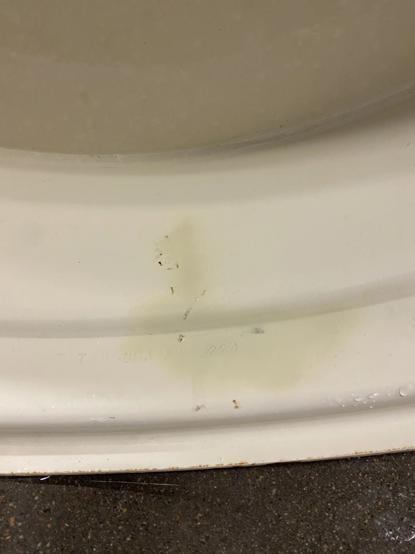 Used 18 X 38  Off White Grain Cart wheel  ( gashes, scratches, Rust) image 7