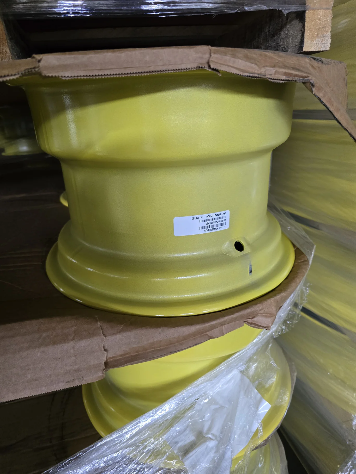 10 X 15 6-6-4.62-.12 OUTSET HD YELLOW WHEEL