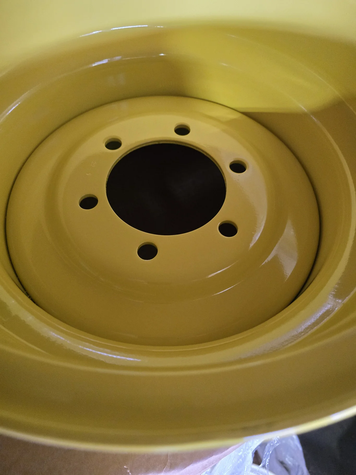 10 X 15 6-6-4.62-.12 OUTSET HD YELLOW WHEEL image 3