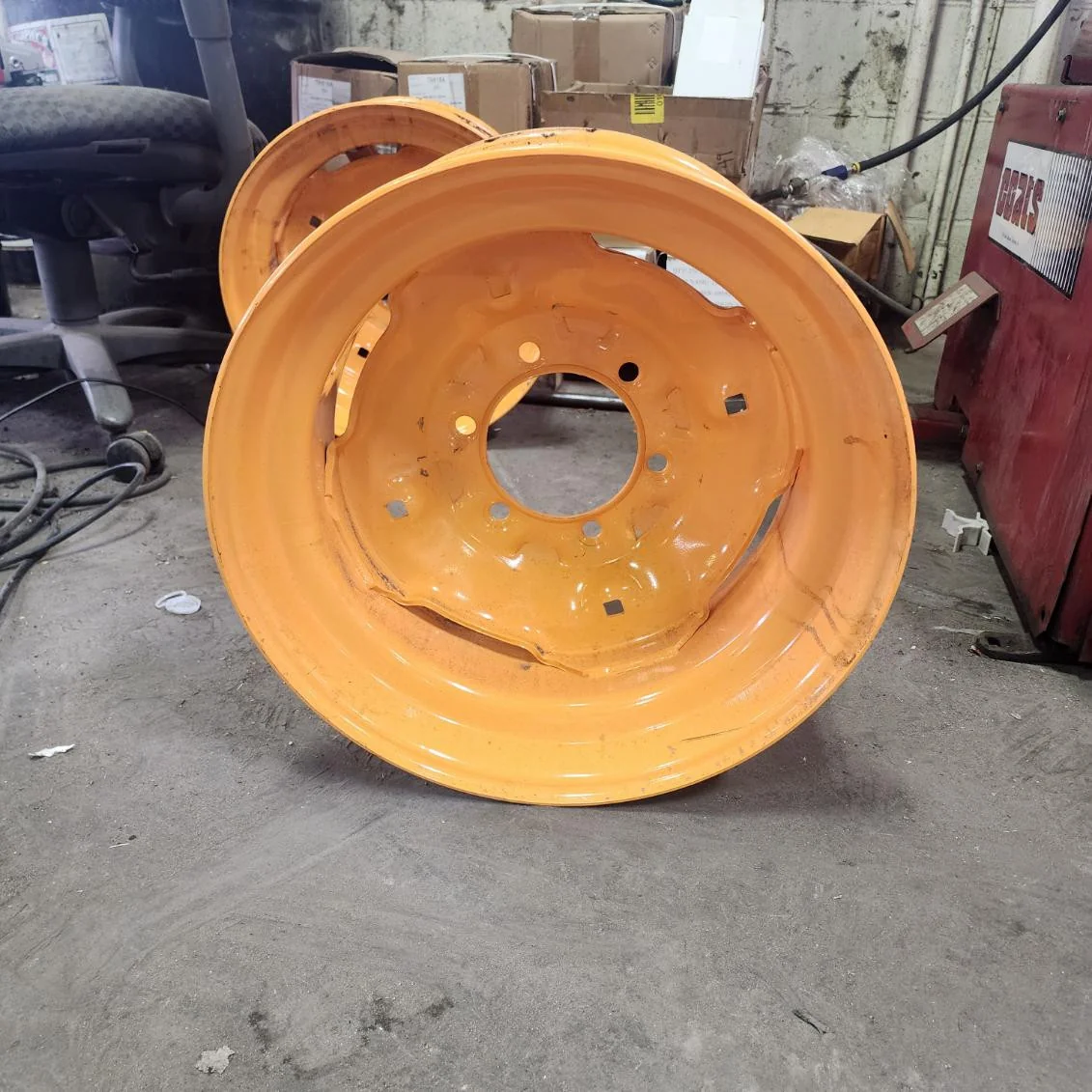 8.25 X 16.5 6-6.00-4.63 1.2IN HAGIE ORANGE WHEEL