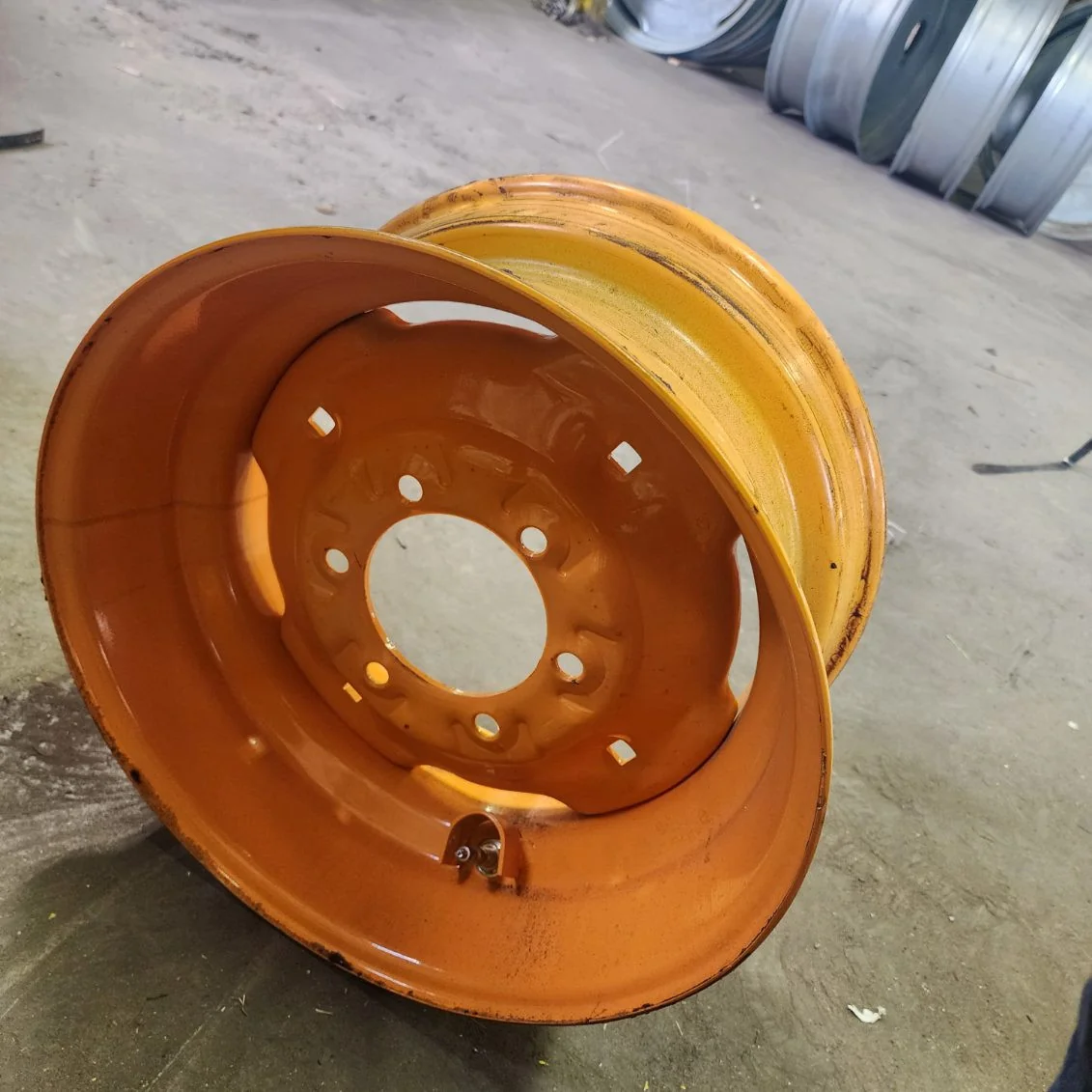 8.25 X 16.5 6-6.00-4.63 1.2IN HAGIE ORANGE WHEEL image 3