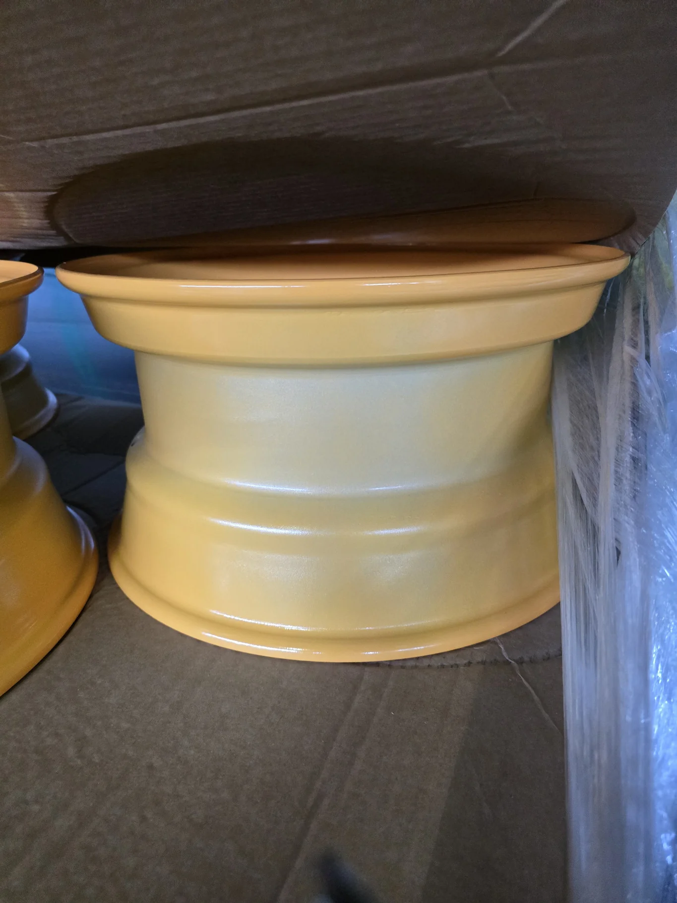 8.25 X 16.5 6-6.00-4.63 1.2IN IND YELLOW WHEEL image 2