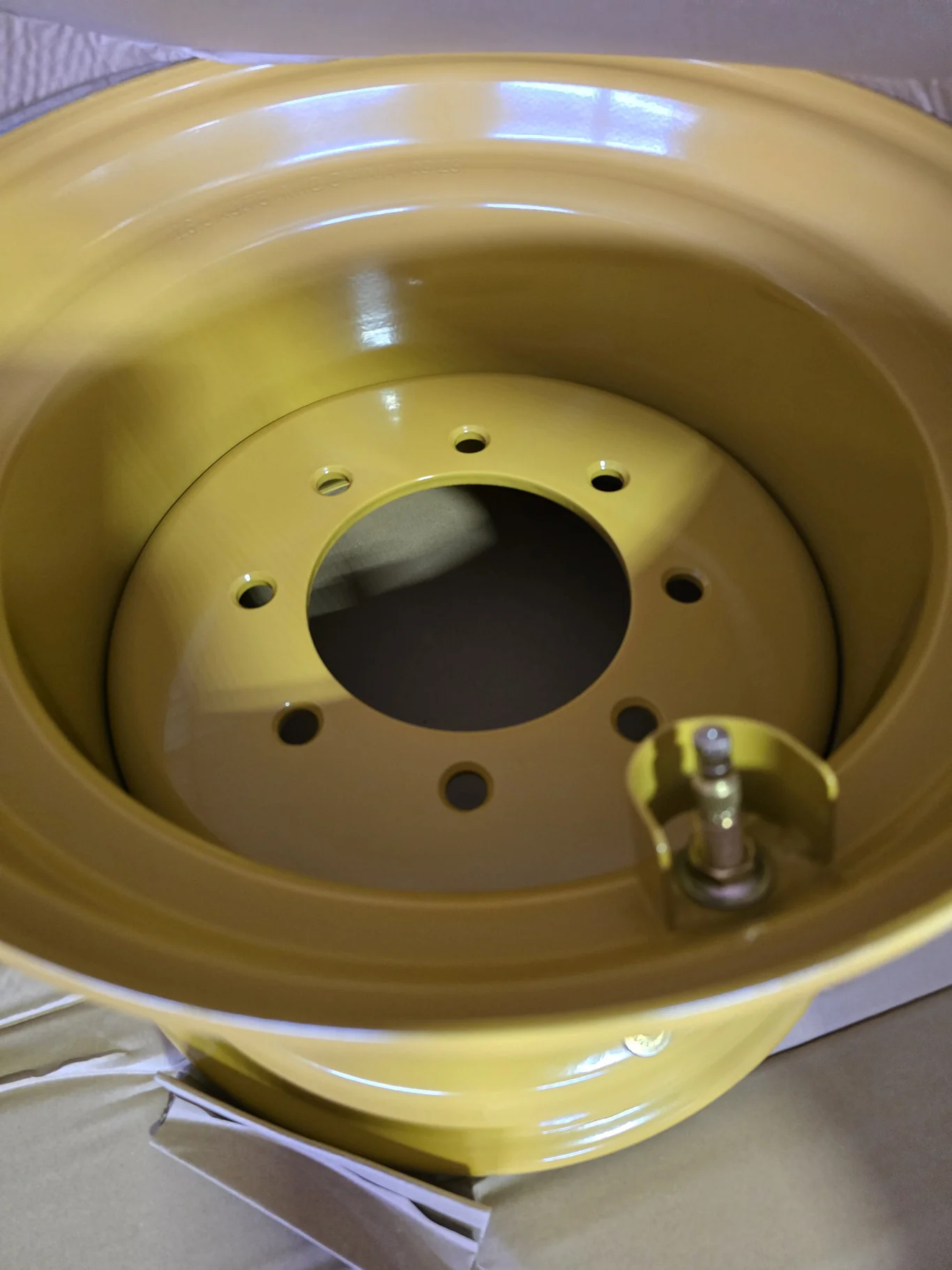 9.75 X 16.5 8-8-6.0-.87IN/1.25 OUT IND HD YELLOW WHEEL w/VALVE GUARDS image 3