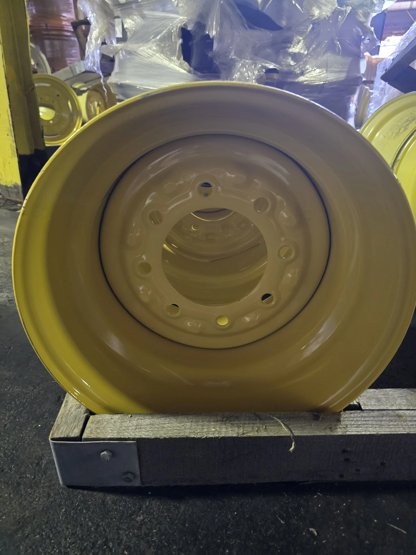 12 X 16.5 8-8-6.0-1.50OUT IND YELLOW WHEEL image 2